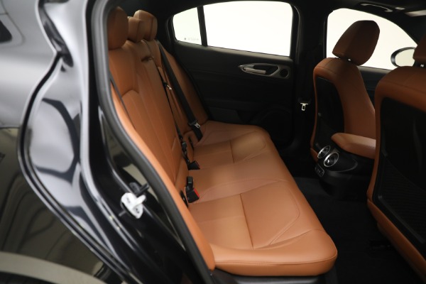New 2024 Alfa Romeo Giulia Ti for sale $54,845 at Pagani of Greenwich in Greenwich CT 06830 28