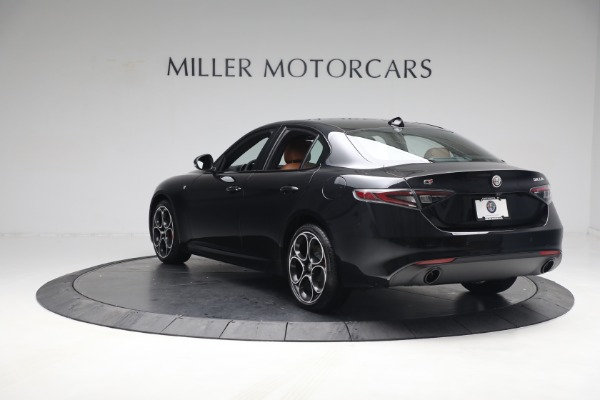 New 2024 Alfa Romeo Giulia Ti for sale $54,845 at Pagani of Greenwich in Greenwich CT 06830 8