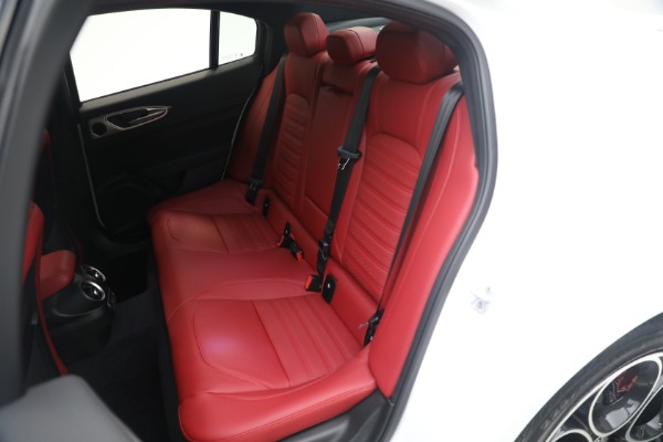 New 2024 Alfa Romeo Giulia Ti for sale $55,285 at Pagani of Greenwich in Greenwich CT 06830 25