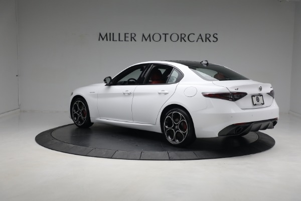 New 2024 Alfa Romeo Giulia Ti for sale $55,285 at Pagani of Greenwich in Greenwich CT 06830 7