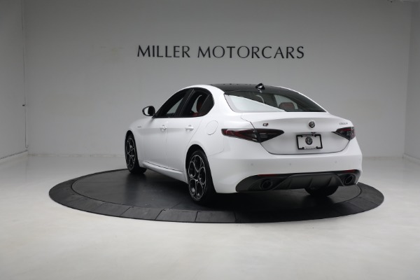 New 2024 Alfa Romeo Giulia Ti for sale $55,285 at Pagani of Greenwich in Greenwich CT 06830 8