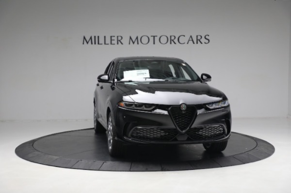 New 2024 Alfa Romeo Tonale Veloce for sale $57,640 at Pagani of Greenwich in Greenwich CT 06830 19