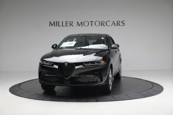 New 2024 Alfa Romeo Tonale Veloce for sale $57,640 at Pagani of Greenwich in Greenwich CT 06830 1
