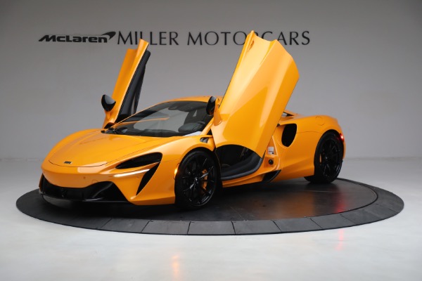 New 2023 McLaren Artura Vision for sale Call for price at Pagani of Greenwich in Greenwich CT 06830 13