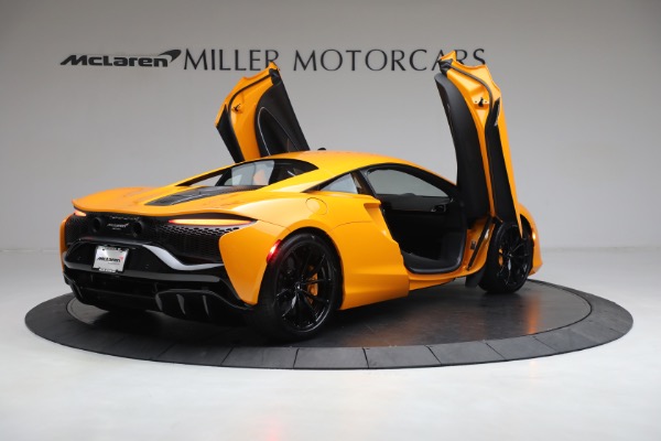 New 2023 McLaren Artura Vision for sale Call for price at Pagani of Greenwich in Greenwich CT 06830 15