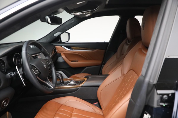Used 2022 Maserati Levante Modena for sale $73,900 at Pagani of Greenwich in Greenwich CT 06830 15