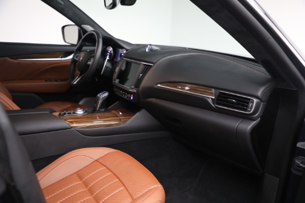 Used 2022 Maserati Levante Modena for sale $73,900 at Pagani of Greenwich in Greenwich CT 06830 16