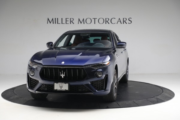 Used 2022 Maserati Levante Modena for sale $73,900 at Pagani of Greenwich in Greenwich CT 06830 1