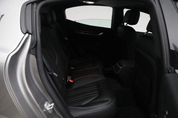 Used 2022 Maserati Ghibli Modena Q4 for sale $59,900 at Pagani of Greenwich in Greenwich CT 06830 25