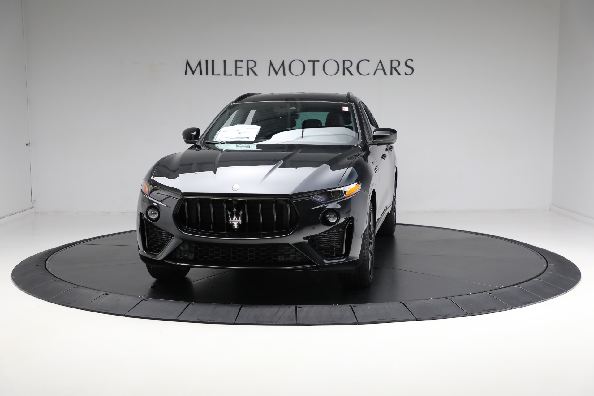 New 2024 Maserati Levante Modena for sale $120,595 at Pagani of Greenwich in Greenwich CT 06830 1
