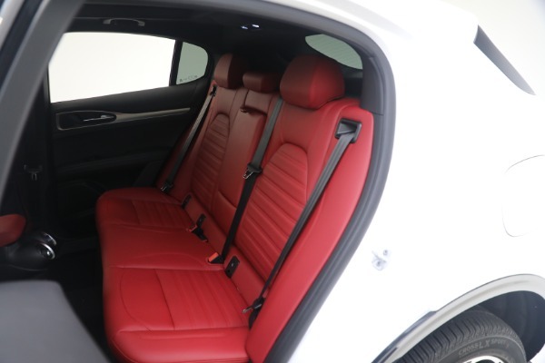 New 2024 Alfa Romeo Stelvio Ti for sale $56,696 at Pagani of Greenwich in Greenwich CT 06830 27