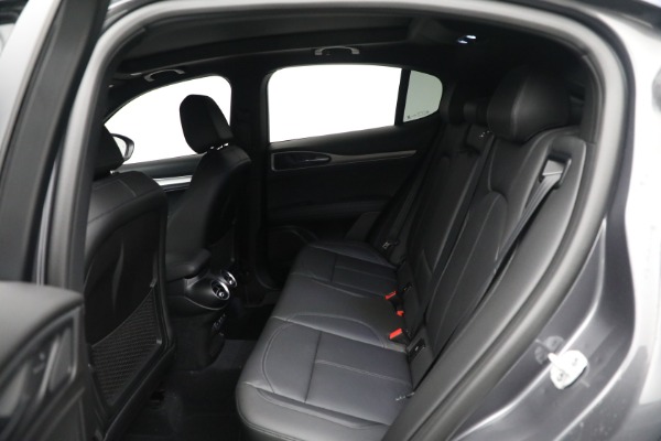 New 2024 Alfa Romeo Stelvio Ti for sale $53,330 at Pagani of Greenwich in Greenwich CT 06830 28
