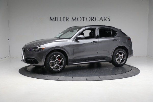 New 2024 Alfa Romeo Stelvio Ti for sale $53,330 at Pagani of Greenwich in Greenwich CT 06830 3