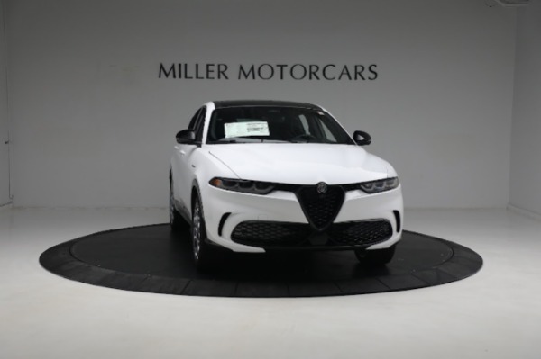 New 2024 Alfa Romeo Tonale Veloce for sale $55,290 at Pagani of Greenwich in Greenwich CT 06830 17