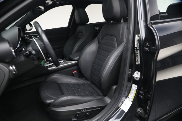 Used 2024 Alfa Romeo Giulia Veloce for sale Sold at Pagani of Greenwich in Greenwich CT 06830 15