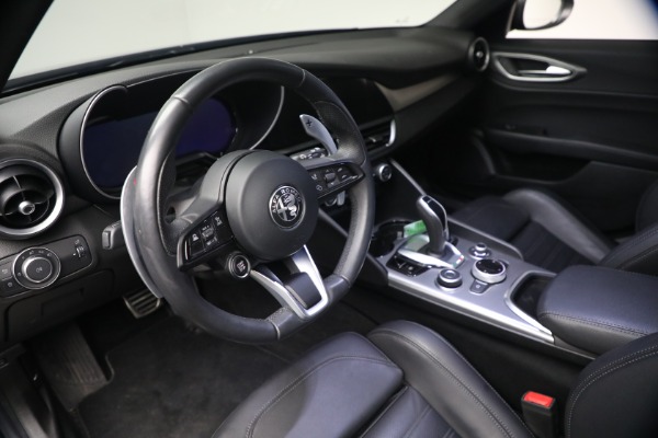 Used 2024 Alfa Romeo Giulia Veloce for sale Sold at Pagani of Greenwich in Greenwich CT 06830 21