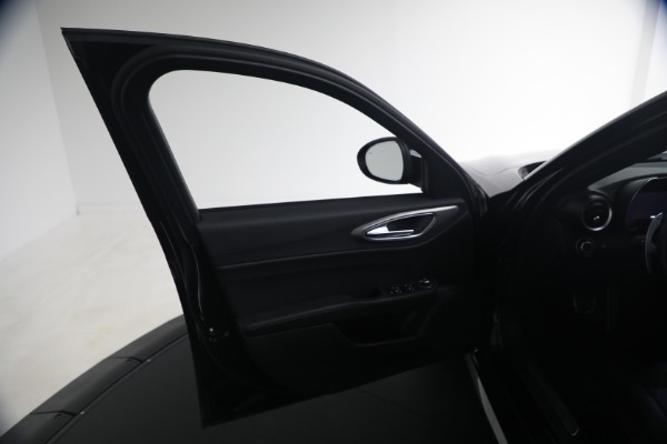 Used 2024 Alfa Romeo Giulia Veloce for sale Sold at Pagani of Greenwich in Greenwich CT 06830 23