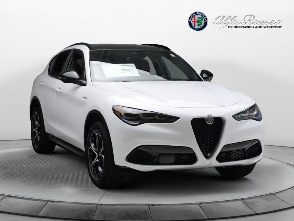 New 2024 Alfa Romeo Stelvio Veloce for sale $57,395 at Pagani of Greenwich in Greenwich CT 06830 21