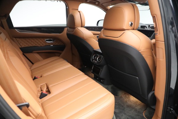 Used 2021 Bentley Bentayga V8 for sale $149,900 at Pagani of Greenwich in Greenwich CT 06830 27
