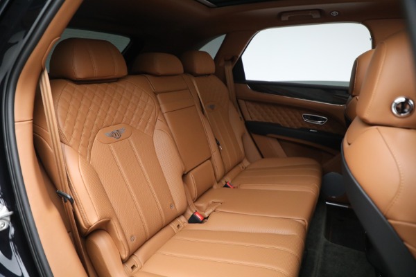 Used 2021 Bentley Bentayga V8 for sale $149,900 at Pagani of Greenwich in Greenwich CT 06830 28