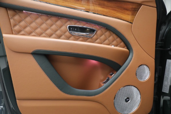 Used 2022 Bentley Bentayga Speed for sale Sold at Pagani of Greenwich in Greenwich CT 06830 26