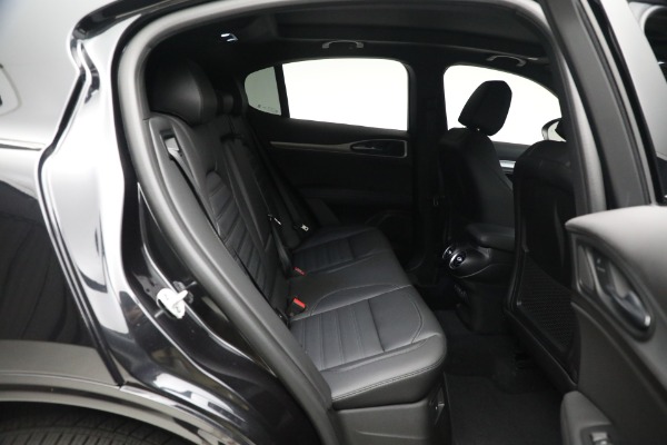 New 2024 Alfa Romeo Stelvio Veloce for sale $57,305 at Pagani of Greenwich in Greenwich CT 06830 25