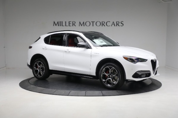 New 2024 Alfa Romeo Stelvio Veloce for sale $56,695 at Pagani of Greenwich in Greenwich CT 06830 18