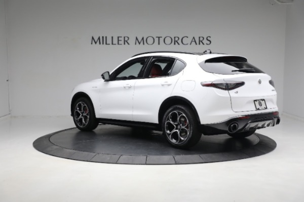 New 2024 Alfa Romeo Stelvio Veloce for sale $56,695 at Pagani of Greenwich in Greenwich CT 06830 8