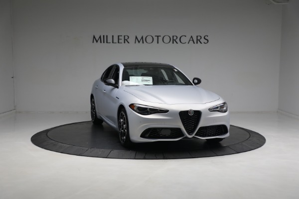 New 2024 Alfa Romeo Giulia Competizione for sale $58,160 at Pagani of Greenwich in Greenwich CT 06830 19