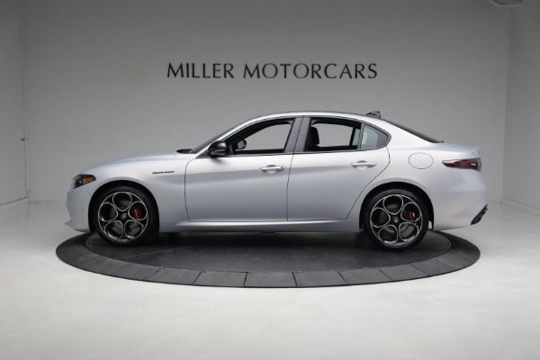 New 2024 Alfa Romeo Giulia Competizione for sale $58,160 at Pagani of Greenwich in Greenwich CT 06830 5