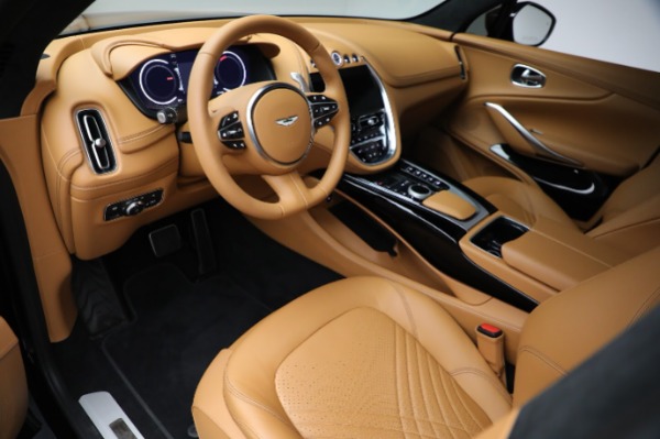Used 2024 Aston Martin DBX for sale $189,900 at Pagani of Greenwich in Greenwich CT 06830 13