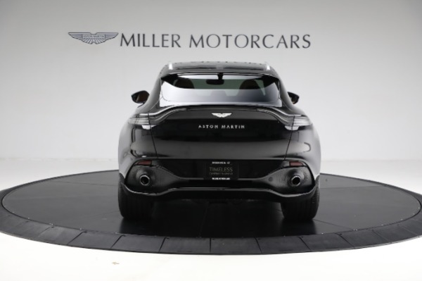Used 2024 Aston Martin DBX for sale $189,900 at Pagani of Greenwich in Greenwich CT 06830 5