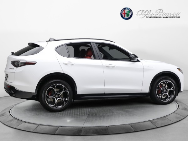 New 2024 Alfa Romeo Stelvio Veloce for sale $57,395 at Pagani of Greenwich in Greenwich CT 06830 15