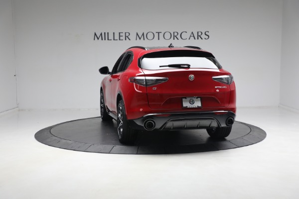 New 2024 Alfa Romeo Stelvio Veloce for sale $54,220 at Pagani of Greenwich in Greenwich CT 06830 10