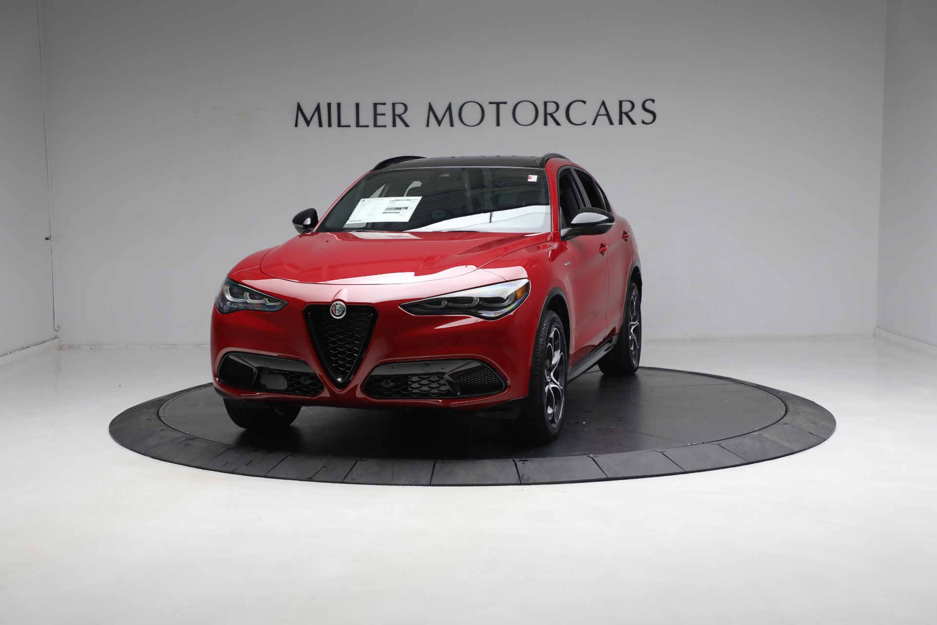 New 2024 Alfa Romeo Stelvio Veloce for sale $54,220 at Pagani of Greenwich in Greenwich CT 06830 1