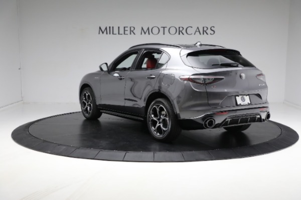 New 2024 Alfa Romeo Stelvio Veloce for sale $58,055 at Pagani of Greenwich in Greenwich CT 06830 11