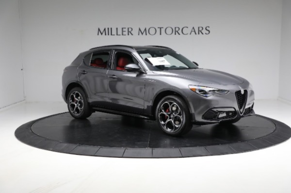 New 2024 Alfa Romeo Stelvio Veloce for sale $58,055 at Pagani of Greenwich in Greenwich CT 06830 24