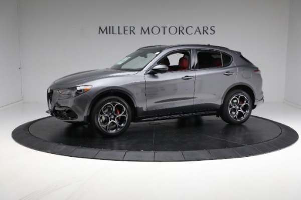 New 2024 Alfa Romeo Stelvio Veloce for sale $58,055 at Pagani of Greenwich in Greenwich CT 06830 5