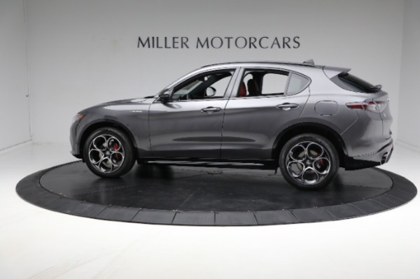 New 2024 Alfa Romeo Stelvio Veloce for sale $58,055 at Pagani of Greenwich in Greenwich CT 06830 8