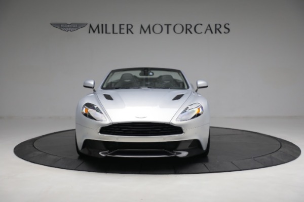 Used 2016 Aston Martin Vanquish Volante for sale $149,900 at Pagani of Greenwich in Greenwich CT 06830 11