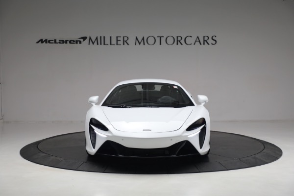 New 2023 McLaren Artura for sale Call for price at Pagani of Greenwich in Greenwich CT 06830 12