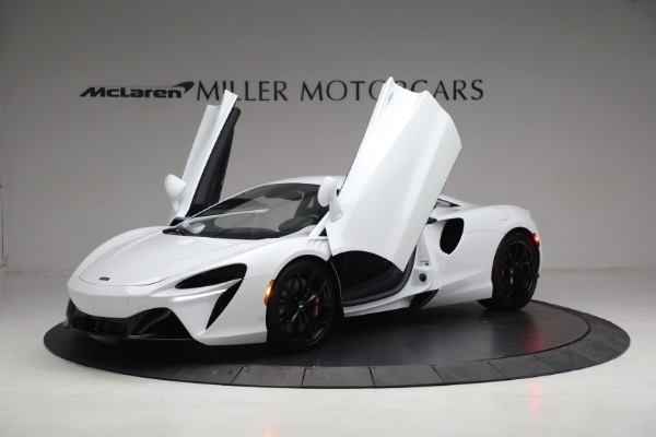 New 2023 McLaren Artura for sale Call for price at Pagani of Greenwich in Greenwich CT 06830 14
