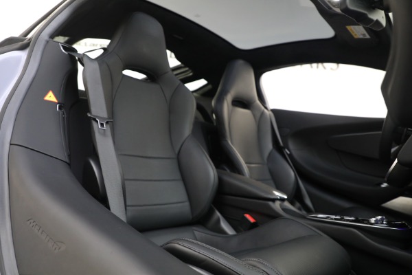 New 2023 McLaren GT Luxe for sale $237,798 at Pagani of Greenwich in Greenwich CT 06830 24