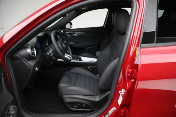 New 2024 Alfa Romeo Tonale Ti for sale $50,290 at Pagani of Greenwich in Greenwich CT 06830 17