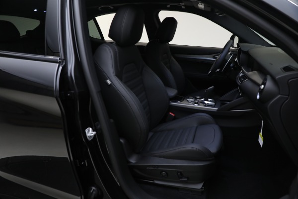 New 2024 Alfa Romeo Stelvio Veloce for sale Sold at Pagani of Greenwich in Greenwich CT 06830 20