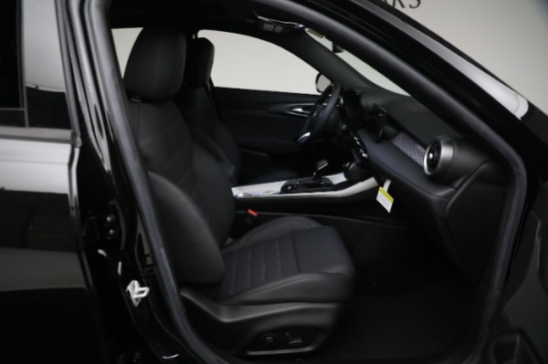 New 2024 Alfa Romeo Tonale Ti for sale Sold at Pagani of Greenwich in Greenwich CT 06830 23