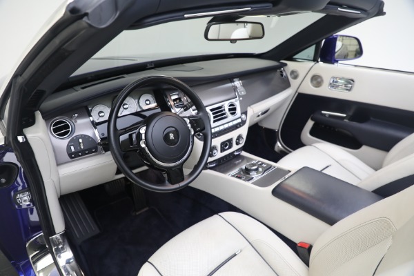 Used 2017 Rolls-Royce Dawn for sale $239,900 at Pagani of Greenwich in Greenwich CT 06830 24