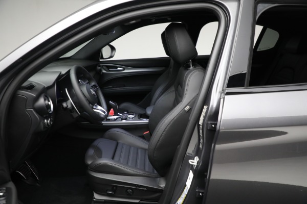 New 2024 Alfa Romeo Stelvio Veloce for sale Sold at Pagani of Greenwich in Greenwich CT 06830 25