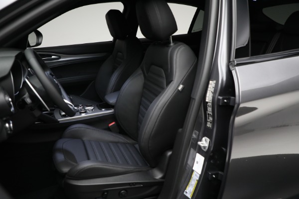 New 2024 Alfa Romeo Stelvio Veloce for sale Sold at Pagani of Greenwich in Greenwich CT 06830 26