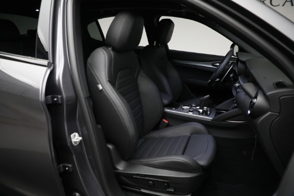 New 2024 Alfa Romeo Stelvio Veloce for sale Sold at Pagani of Greenwich in Greenwich CT 06830 28